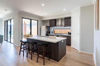 Modern 5bedrooms Clyde home - 8