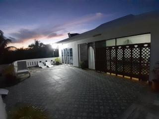 Villa Citronella - 3 bedrooms 1st Floor - 1