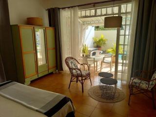 Villa Citronella - 5 Bedrooms 3 Bathrooms - Bain Boeuf - 2