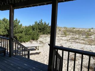 Oceanfront 1St Floor Duplex - Beach Haven - 3