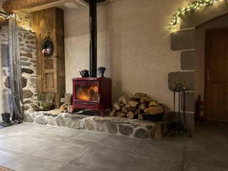 Maison La Pierre du Lézard Nature Auvergne-Rhône-Alpes -  - 0