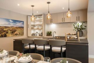The Orchard, 5 Star Luxury Accommodation - Newcastle - 8