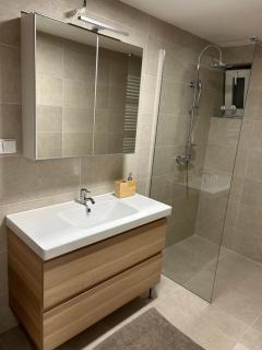 Red Travel Apartment - 7