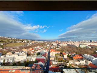 SAG 18th floor Beautiful apartment in center free wifi - Bratislava - 5