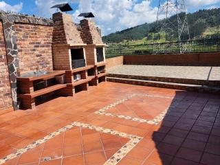 Cabaña en Paipa con vista al lago - Paipa - 4