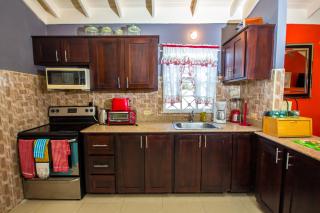 Drax Hall 2 Bed Villa Getaway 24hrs security - 6