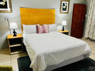 Flat in Rustenburg - 3