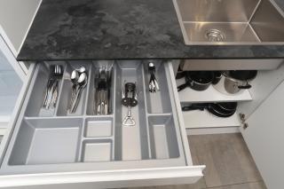 Central Watford Apartment - Watford - 3