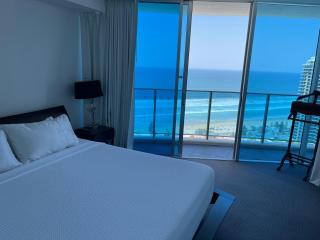 H Luxury Apartment at Surfers Paradise High floor - 8