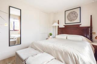 Spring Stays Cosy 2-Bed Residence with Free Parking - Londra - 7