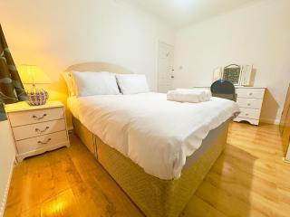 Lime Tree House - Heston - 9