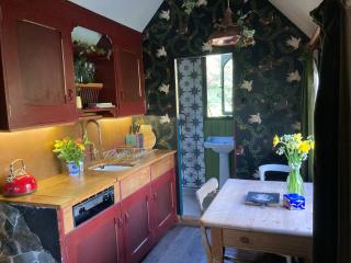 Enchanting Hand Painted Tabernacle with Hot Tub - 3