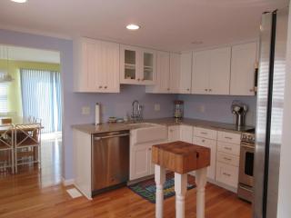 Single Family With Bay Views In Beach Haven - Beach Haven - 6