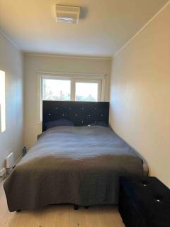 Modern 2-bedroom apartment - - 1