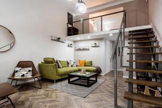 Walk to Nightlife from Elegant and Quiet Apartment - Budapest - 6