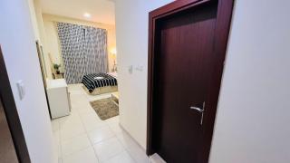 Master Room with attach Bathroom Near Mall of the Emirates - Dubai - 2