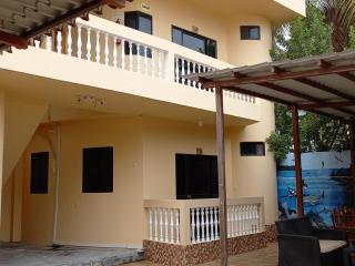 CACTUS EXPERIENCE - Puerto Villamil - 7
