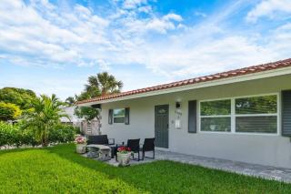 Summer By The Sea 2 - Pompano Beach - 2