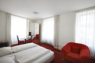 Spalenbrunnen Hotel & Restaurant Basel City Center - Basel - 6