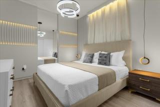 5 Bedrooms- 5 Bathrooms- Windsor Island 270 Jw - Davenport - 2
