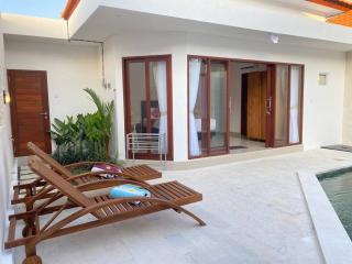 Villa Akmali Umalas 2BR with Private Pool & Jacuzzi - Canggu - 3