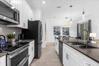 4 Bedroom- 3 Bathroom- Storey Lake 2425Rt - Kissimmee - 2