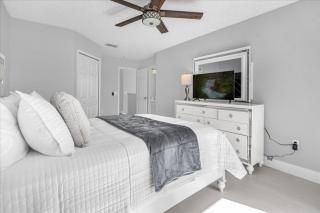 4 Bedrooms- 3,5 Bathrooms- Lake Berkley 938 Pt - Kissimmee - 5