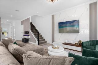 5 Bedroom- 4 Bathroom- Storey Lake 2689sb - 3