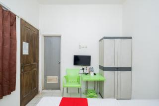 RedDoorz near STAN - Tangerang - 6