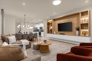 7 Bedroom 55 Bathroom Windsor Island 4069La - 9