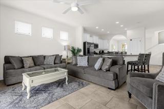 5 Bedrooms- 4,5 Bathrooms- Solterra 5415 Oc - Davenport - 0