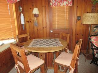 Large Roomy 5 Bedroom Single Family Located Across The Street From The Beach In Brant Beach - 7
