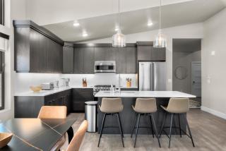 Luxury Stays Club B6 302, lovely 3Br Condo, New Deer Valley 1 min Park City 10 min - 4