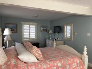 2Nd From The Ocean In Haven Beach! - 5