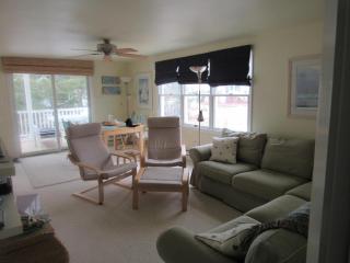 Hear The Ocean From This Well Kept Oceanside Duplex - Brant Beach - 4