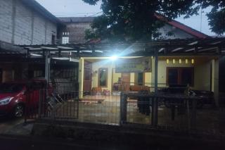 SPOT ON 93542 Suripah Kostel Syariah - Banyumas - 0