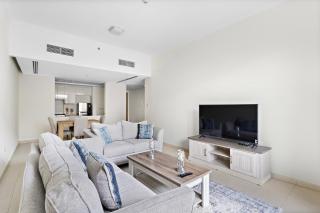 Lovely 1BR Apt in Mirdiff Hills - 9