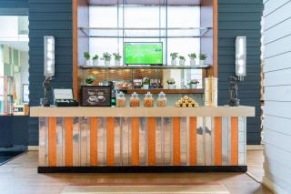 Courtyard by Marriott Hyderabad - Hyderabad - 6