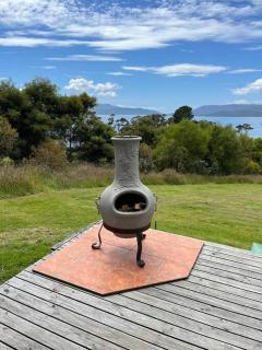 Impression Bay Lodge - Waterfront Property - 8