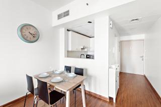 StoneTree - Furnished 1BR in JLT with Lake View - Dubai - 5
