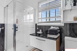 crystal blue apartment - Port Vincent - 3