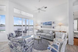 Waterfront home with views, pool and walk to beach - 6