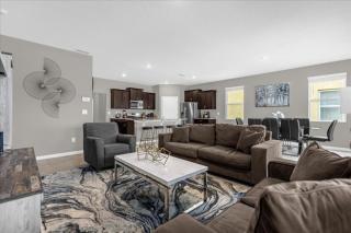 6 Bedroom- 5,5 Bathroom- Solterra 7877Or - Davenport - 0