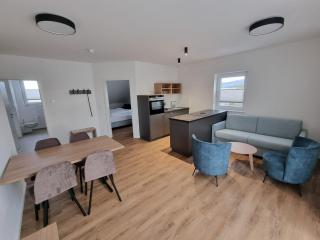 Gästehaus und Weingut Erich Hirth - 0