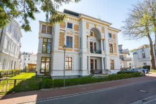 Großzügige Designer- Luxuswohnung für 2 Personen in stilvoller Altbauvilla - Heringsdorf - 2