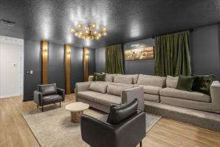 7 Bedrooms- 6 Bathrooms- Windsor Island 3433 Lw - Davenport - 2