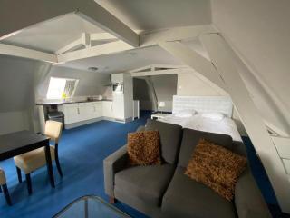 Hotel La Noire - Delft City Centre - 6