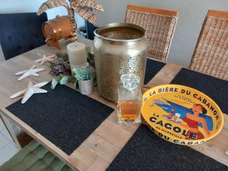 T3 vue mer - terrasse couverte, piscine, parking, proche du centre ville. - 3