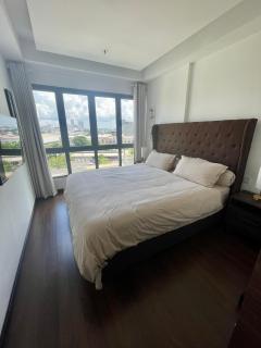 Luxury Apartment, Harbour Bay - Jodoh - 7