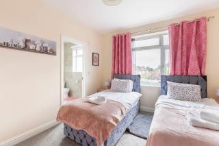 The Peacock Palace- Luxury - 5